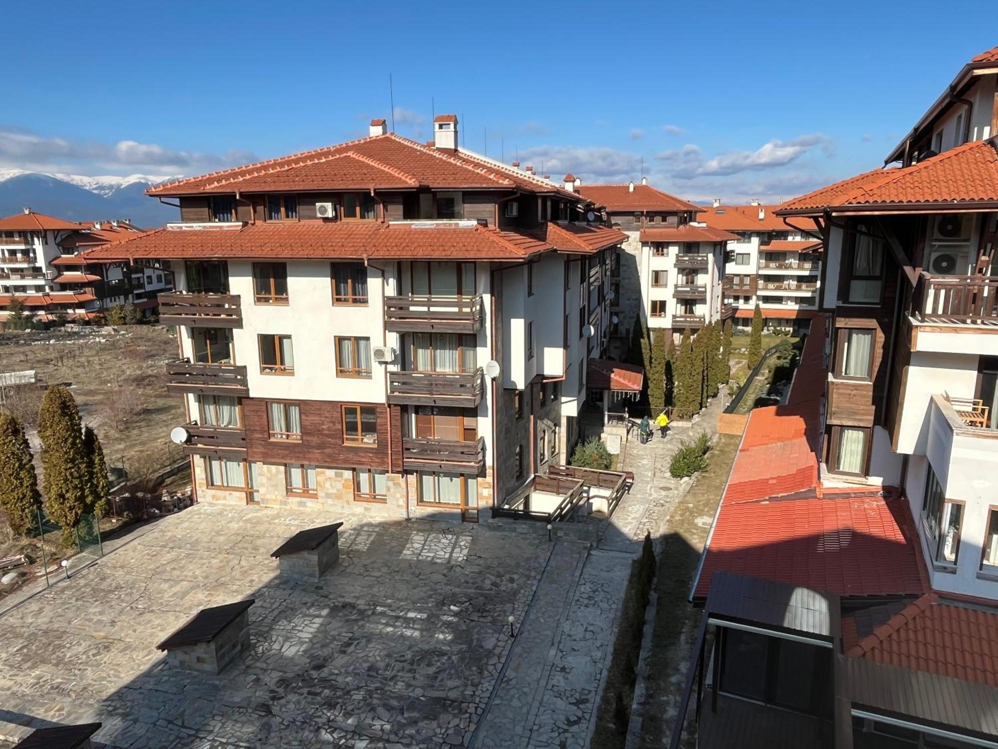 Ski Zone At Gondola, Warm And Cosy, Wifi, Ac, Netflix, Perfect One Bedroom Appartment, Beautiful View Bansko Ngoại thất bức ảnh